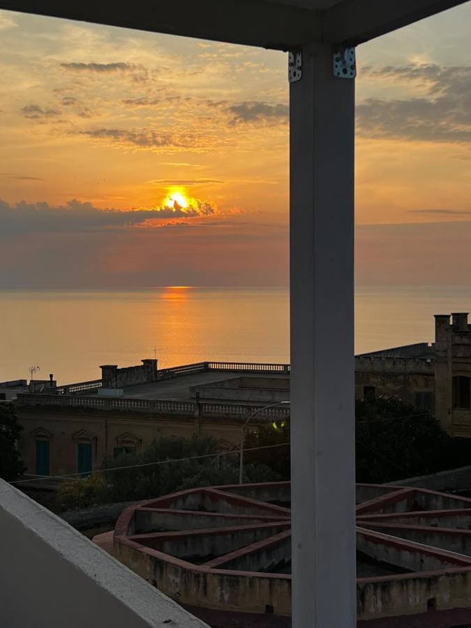 La Piazza Beb Acomodação com café da manhã Tropea Exterior foto